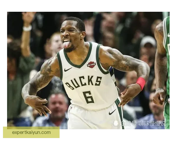 诺伊尔复出表现抢眼，助力球队状态回暖迎来关键胜利