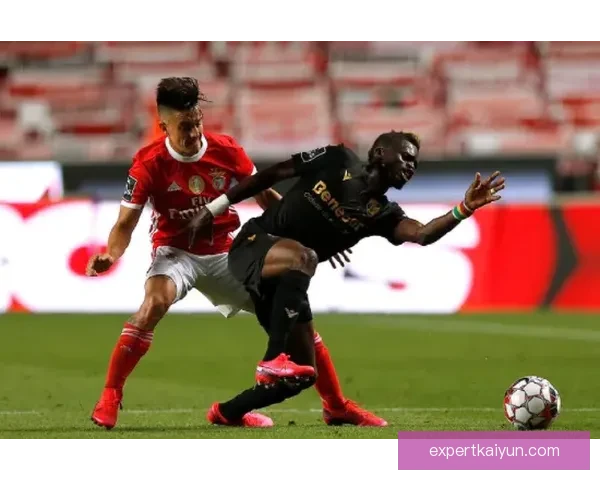 西蒙尼中锋使用状态回暖，球队进攻竞争力增强